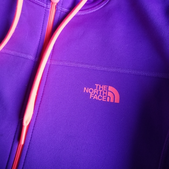 SOLD North Face Zip-Up - Picture 3 of 5